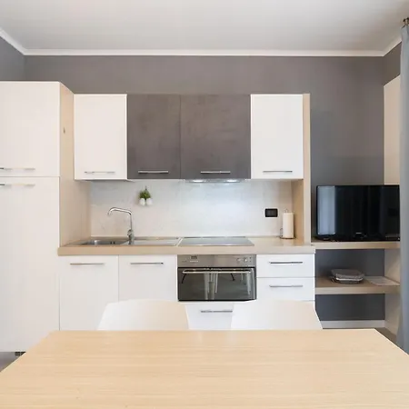 Apartment Azzurra By Interhome