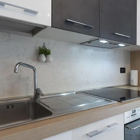 Azzurra By Interhome Apartman Terzorio